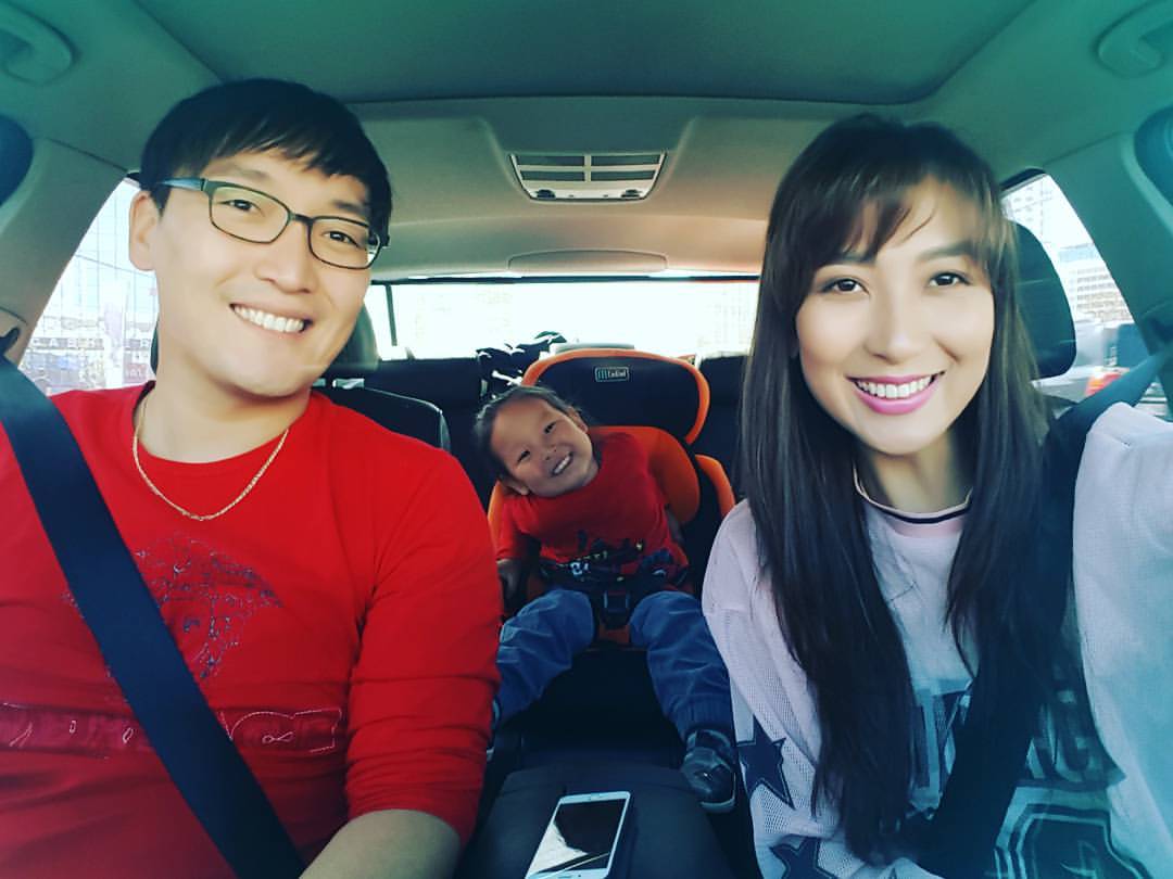 Топ Х.Бадамгэрэл хүүгийнхээ цээж тогтоолтод ингэж анхаарч байна